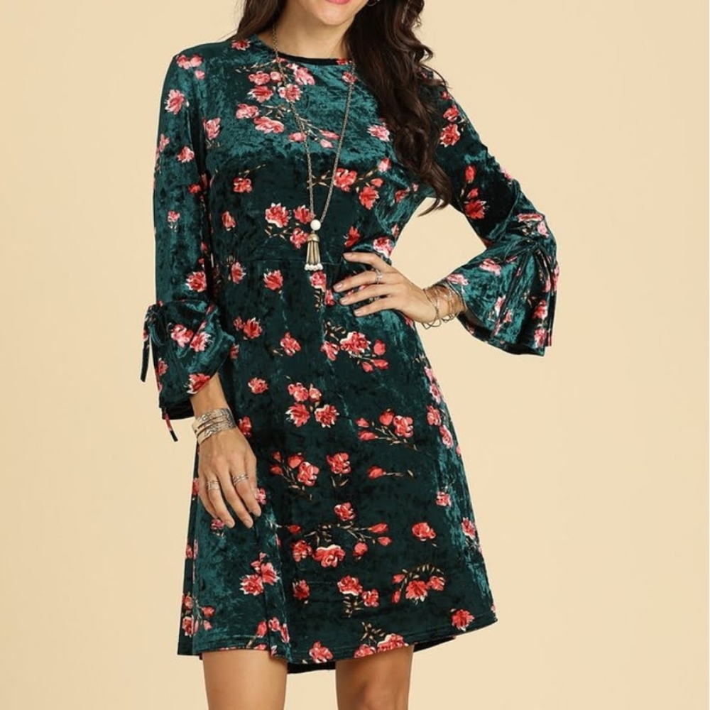 Boho Gypsy Floral Green Velvet Bell Sleeve Dress